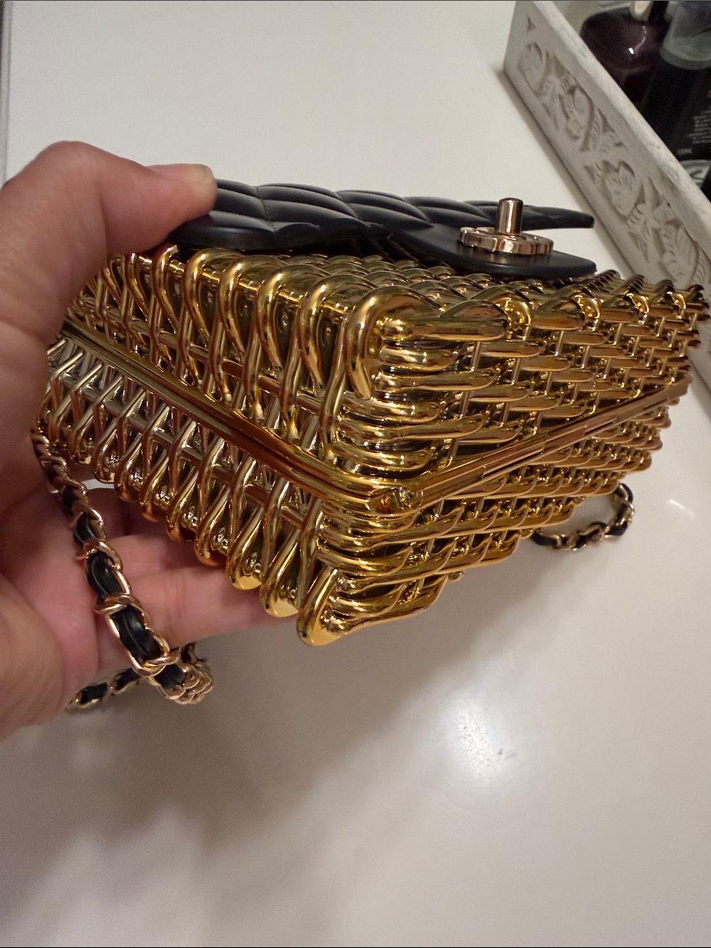 Elegant Black and Gold Quilted Crossbody Bag - Picture 8 of 11